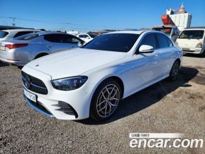 Mercedes-Benz E-Class E220d 4MATIC AMG Line 2023 года из Южной Кореи
