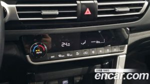 Kia Seltos Бензин 1.6 Turbo 4WD 2021 года из Южной Кореи