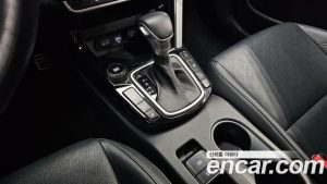 Kia Seltos Бензин 1.6 Turbo 4WD 2021 года из Южной Кореи