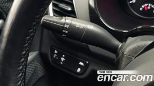 Kia Seltos Бензин 1.6 Turbo 4WD 2021 года из Южной Кореи