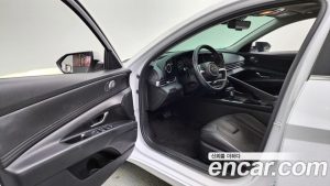 Hyundai AVANTE 1.6 2021 года из Южной Кореи
