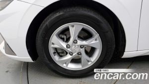 Hyundai AVANTE 1.6 2021 года из Южной Кореи