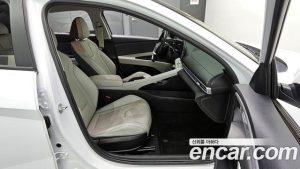 Hyundai AVANTE 1.6 2021 года из Южной Кореи
