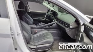 Hyundai AVANTE 1.6 2021 года из Южной Кореи