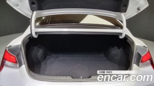 Hyundai AVANTE 1.6 2021 года из Южной Кореи