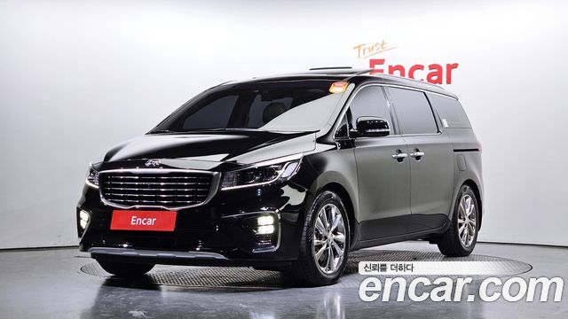 Kia Carnival Бензин 9-Seater Noblesse Special 2019 года из Кореи
