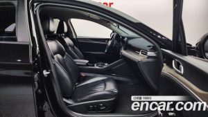 Kia K5 2.0 2021 года из Южной Кореи