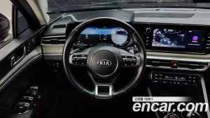 Kia K5 2.0 2021 года из Южной Кореи