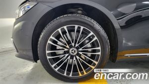 Mercedes-Benz S-Class S350 d 2023 года из Южной Кореи