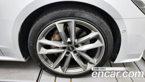 Audi A7 50 TDI 4WD Premium 2020 года из Южной Кореи