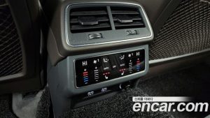 Audi A7 50 TDI 4WD Premium 2020 года из Южной Кореи