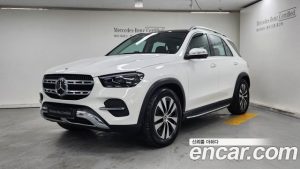 Mercedes-Benz GLE-Class GLE300d 4MATIC 2023 года из Южной Кореи