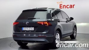 Volkswagen Tiguan 2.0 TDI 4motion Prestige 2020 года из Южной Кореи