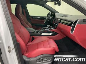 Porsche Cayenne 4.0 Turbo Coupe 2023 года из Южной Кореи