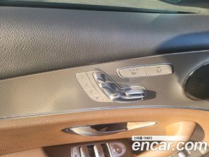 Mercedes-Benz E-Class E250 Avantgarde 2020 года из Южной Кореи