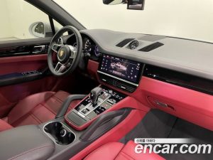 Porsche Cayenne 3.0 E-하이브리드 2023 года из Южной Кореи