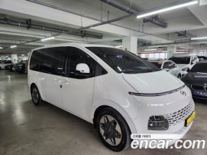 Hyundai Staria Tourer 11-Seater 2022 года из Южной Кореи