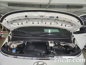 Hyundai Staria Tourer 11-Seater 2022 года из Южной Кореи