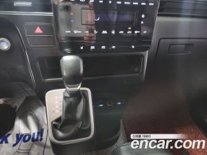 Hyundai Staria Tourer 11-Seater 2022 года из Южной Кореи