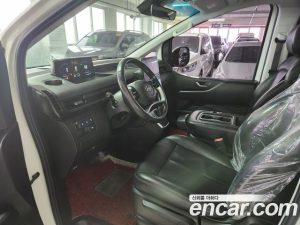 Hyundai Staria Tourer 11-Seater 2022 года из Южной Кореи