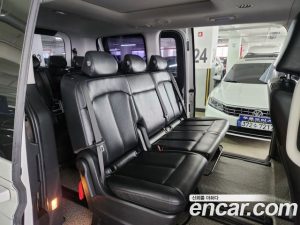 Hyundai Staria Tourer 11-Seater 2022 года из Южной Кореи