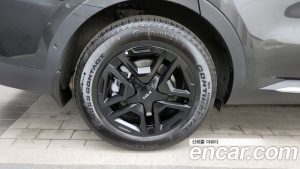 Kia Sorento HEV 1.6 2WD 2024 года из Южной Кореи