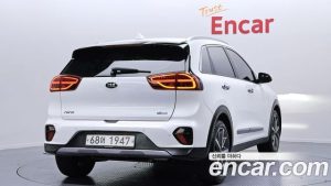Kia Niro 1.6 HEV 2020 года из Южной Кореи