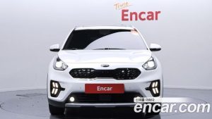 Kia Niro 1.6 HEV 2020 года из Южной Кореи