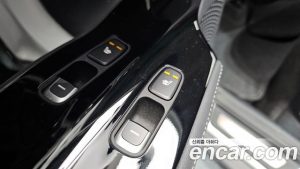 Kia Niro 1.6 HEV 2020 года из Южной Кореи