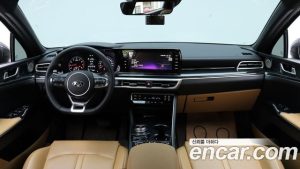 Kia K5 1.6 Turbo 2021 года из Южной Кореи