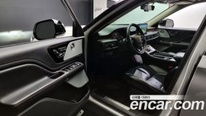 Lincoln Aviator 3.0 Reserve AWD 2021 года из Южной Кореи
