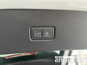 Audi Q5 40 TDI 4WD Premium Sportback 2023 года из Южной Кореи