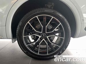 Audi Q5 40 TDI 4WD Premium Sportback 2023 года из Южной Кореи