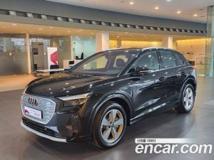 Audi Q4 e-TRON 40 2023 года из Южной Кореи