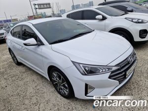 Hyundai AVANTE 1.6 2020 года из Южной Кореи