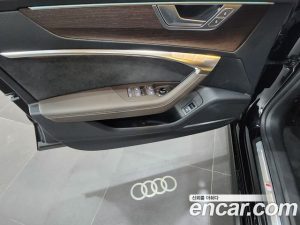 Audi A7 50 TDI 4WD Premium 2023 года из Южной Кореи