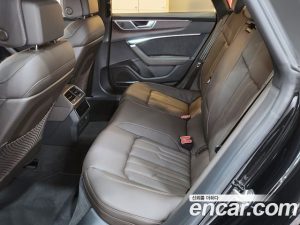 Audi A7 50 TDI 4WD Premium 2023 года из Южной Кореи