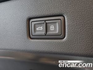 Audi A7 50 TDI 4WD Premium 2023 года из Южной Кореи