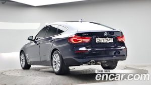 BMW Gran Turismo GT 320d xDrive 2020 года из Южной Кореи