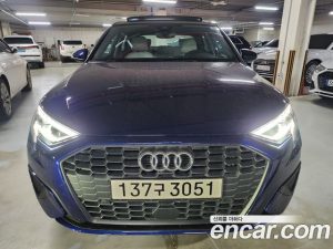 Audi A3 40 TFSI 2023 года из Южной Кореи