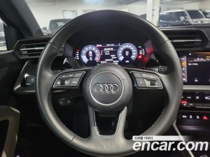Audi A3 40 TFSI 2023 года из Южной Кореи