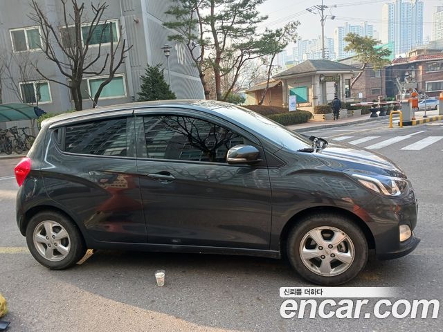 ChevroletGMDaewoo Spark LT 2020 года из Кореи