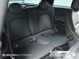 Mini Cooper SE ELECTRIC 2023 года из Южной Кореи