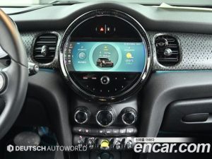 Mini Cooper SE ELECTRIC 2023 года из Южной Кореи