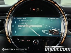 Mini Cooper SE ELECTRIC 2023 года из Южной Кореи
