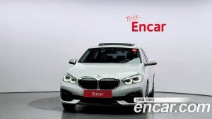 BMW 1-Series 118d Sport 2021 года из Южной Кореи