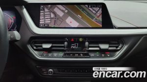 BMW 1-Series 118d Sport 2021 года из Южной Кореи