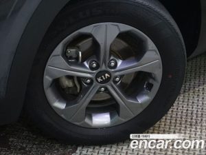 Kia Seltos Дизель 1.6 2WD 2020 года из Южной Кореи