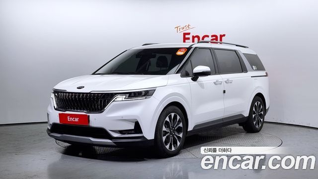 Kia Carnival 9-Seater Prestige 2021 года из Кореи