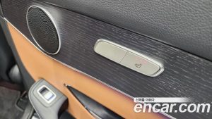 Mercedes-Benz GLC-Class GLC300 4MATIC Premium Coupe 2020 года из Южной Кореи